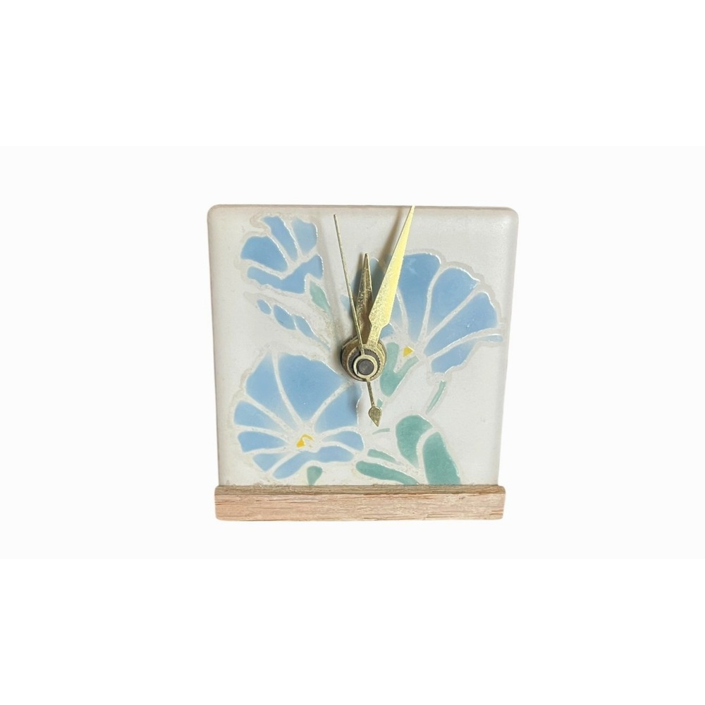 The‎ Betty Company Morning Glory Floral Ceramic Tile Desk Clock Wood Base USA